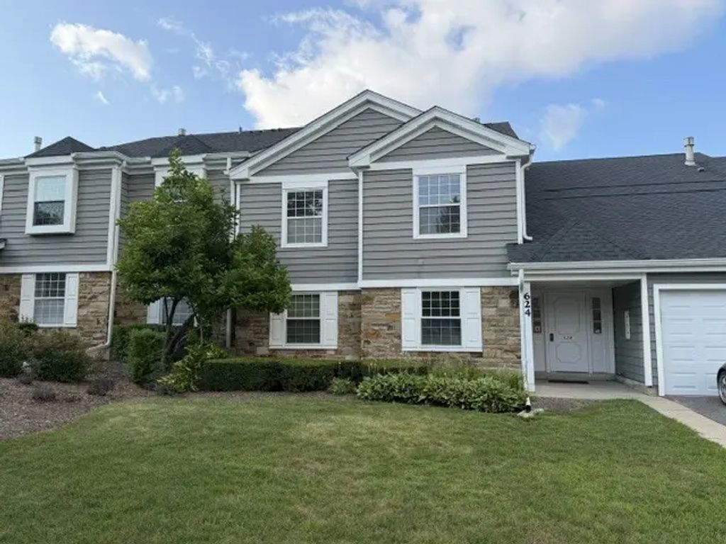 624 Berkley Court V2, Schaumburg