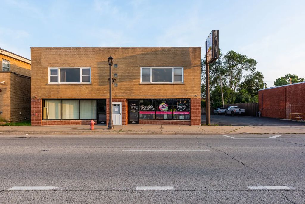 10311 W Roosevelt Road, Westchester