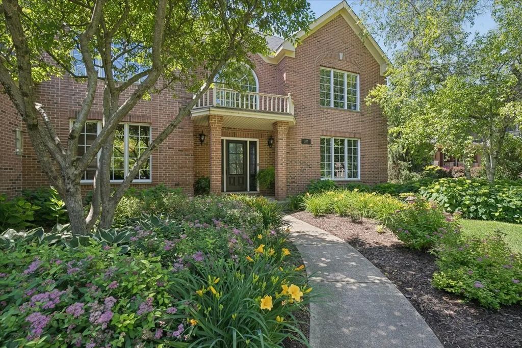 7209 Brae Court, Gurnee