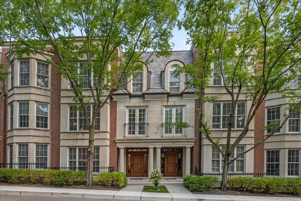 1038 N Western Avenue, Lake Forest, 60045