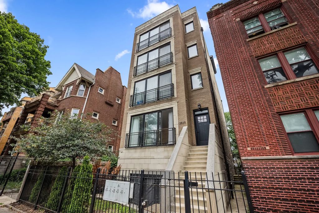 3565 S King Drive 1, Chicago