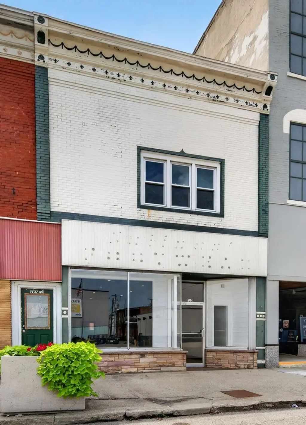 705 Washington Street, Mendota