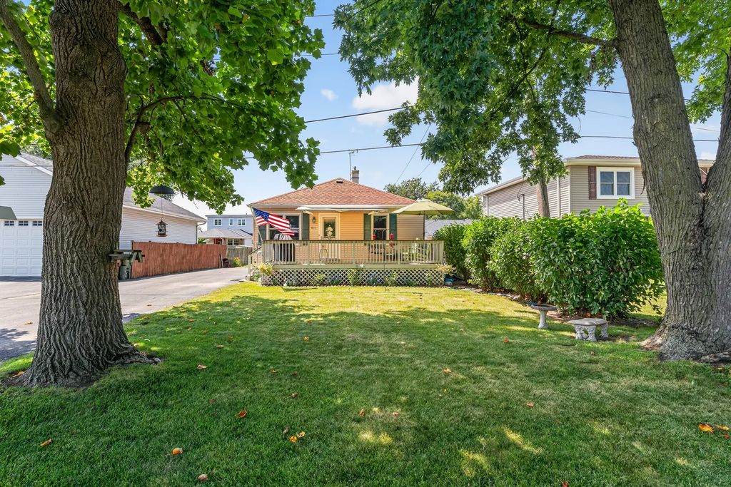 611 Table Street, Lockport