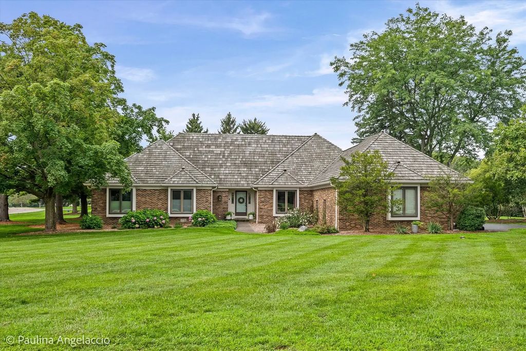23255 W Fairview Drive, Deer Park
