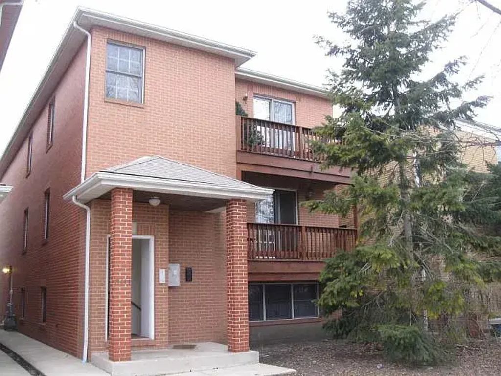 3444 Cuyler Avenue 2, Berwyn