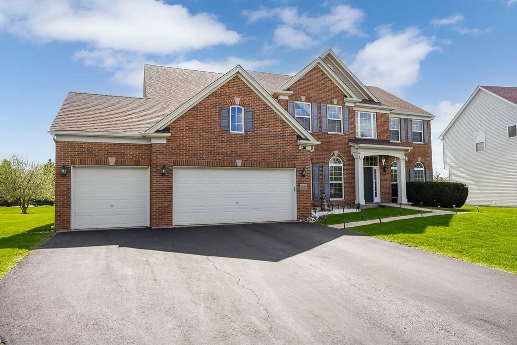 329 Chick Evans Street, Bolingbrook