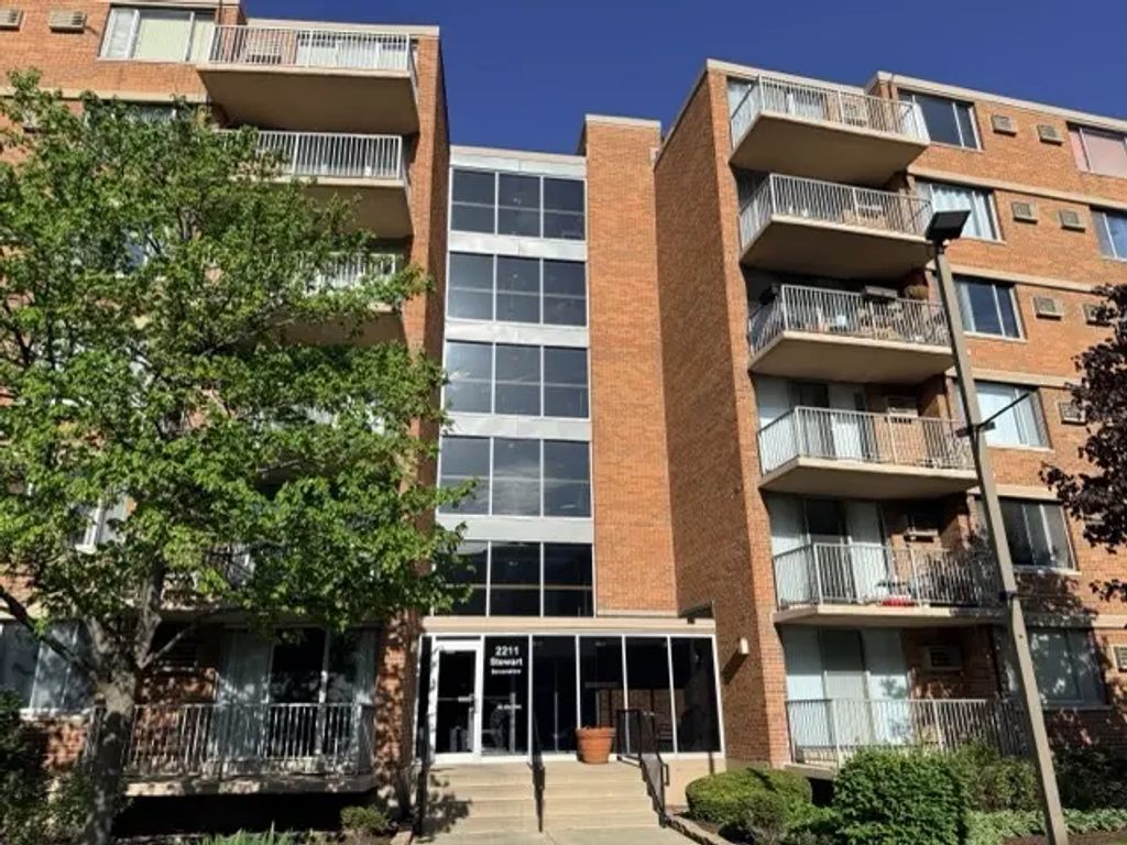 2211 S Stewart Avenue 6a, Lombard