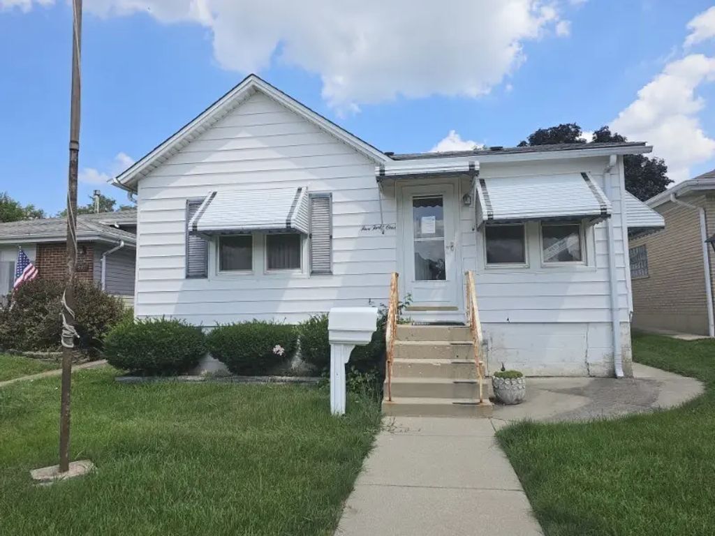 541 Mccarthy Street, Lemont