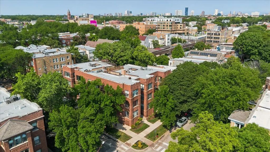 2456 W Eastwood Avenue 3, Chicago, 60625
