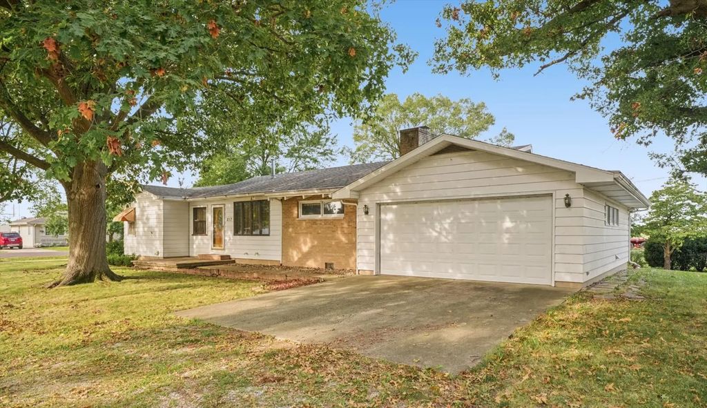 217 Cedar Street, Gibson City