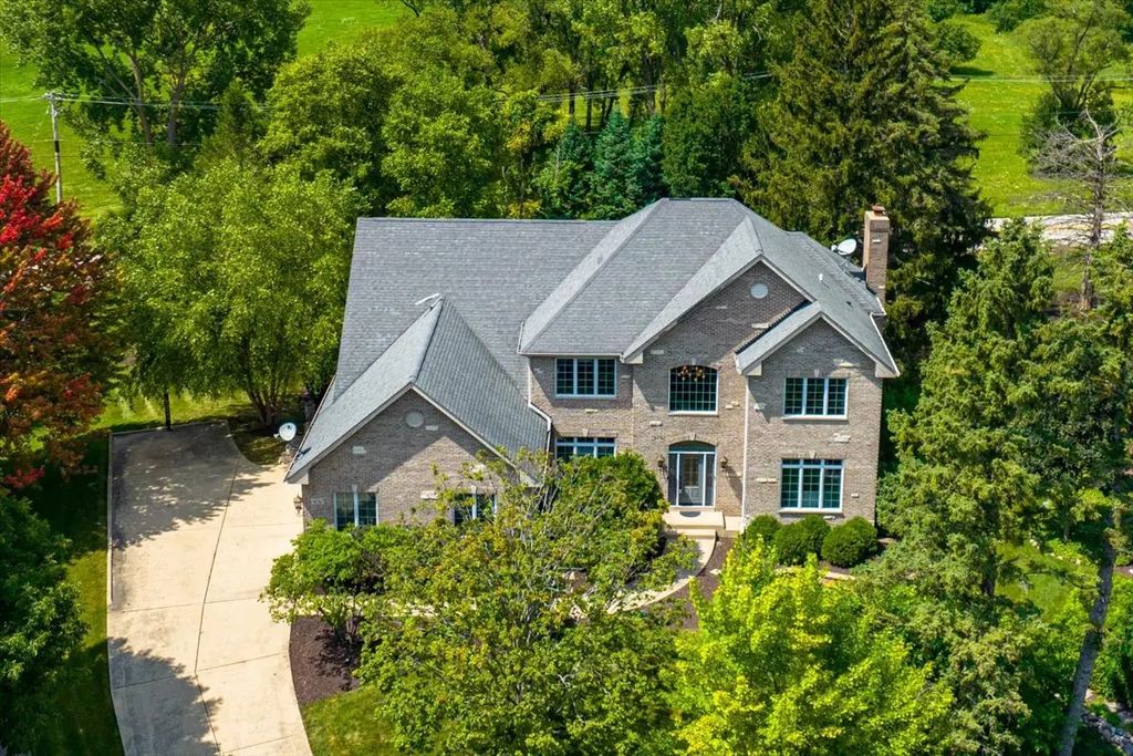 9030 Montrose Court, Crystal Lake