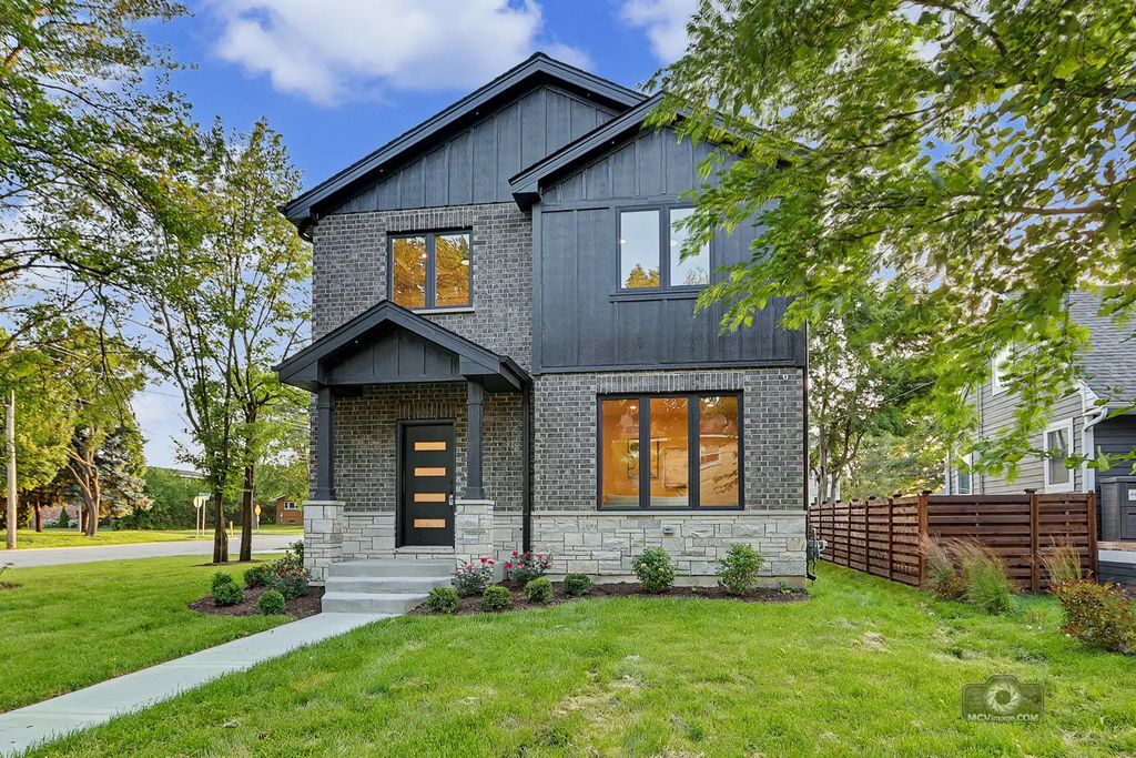 5604 S 7th Avenue, Countryside