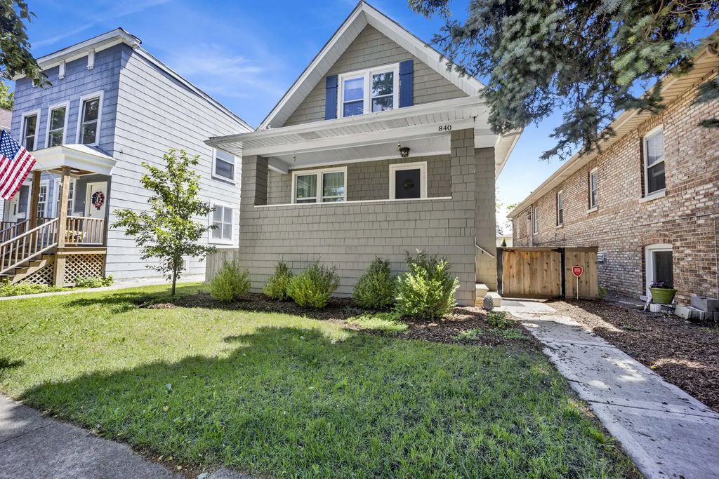 840 Beloit Avenue, Forest Park