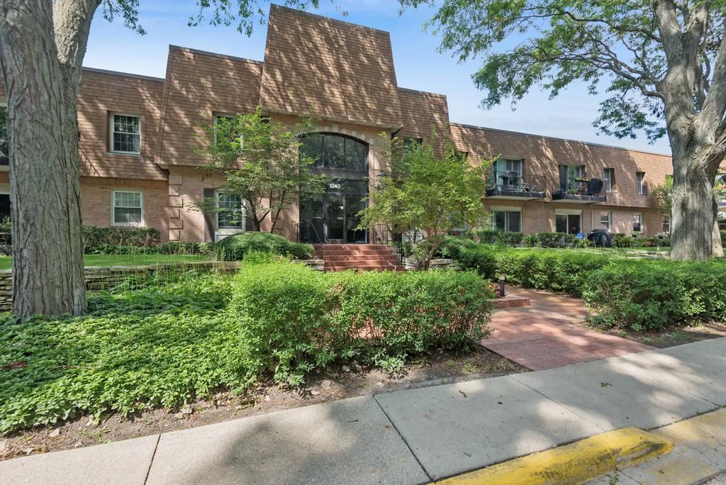 1240 Park Avenue 331, Highland Park