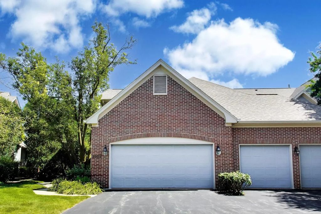 2107 Norwich Court, Glenview, 60026