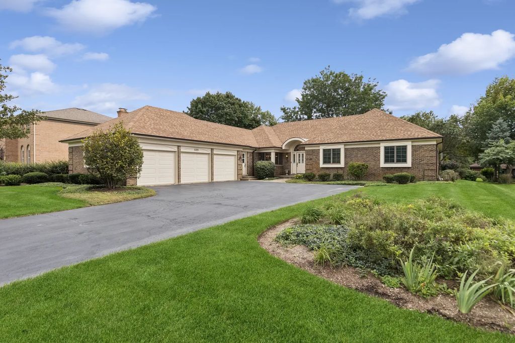 609 Claire Lane, Prospect Heights