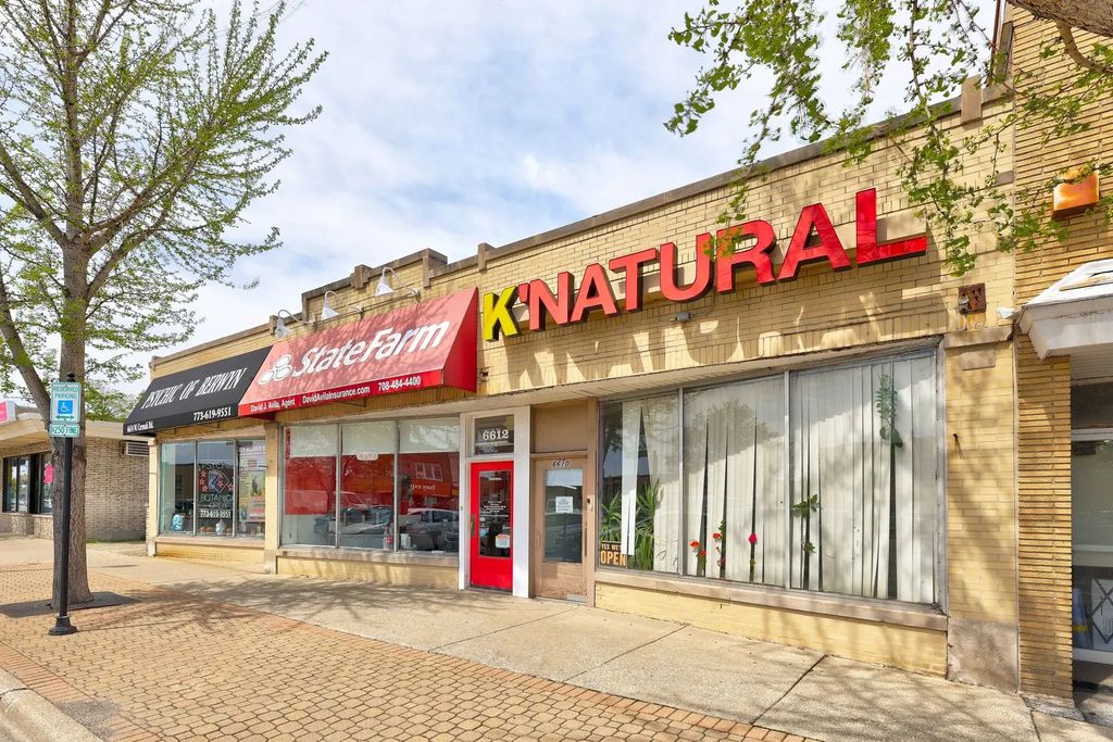 6610-6614 Cermak Road, Berwyn
