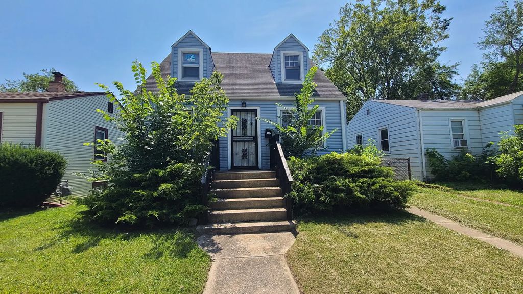 110 W 140th Court, Riverdale