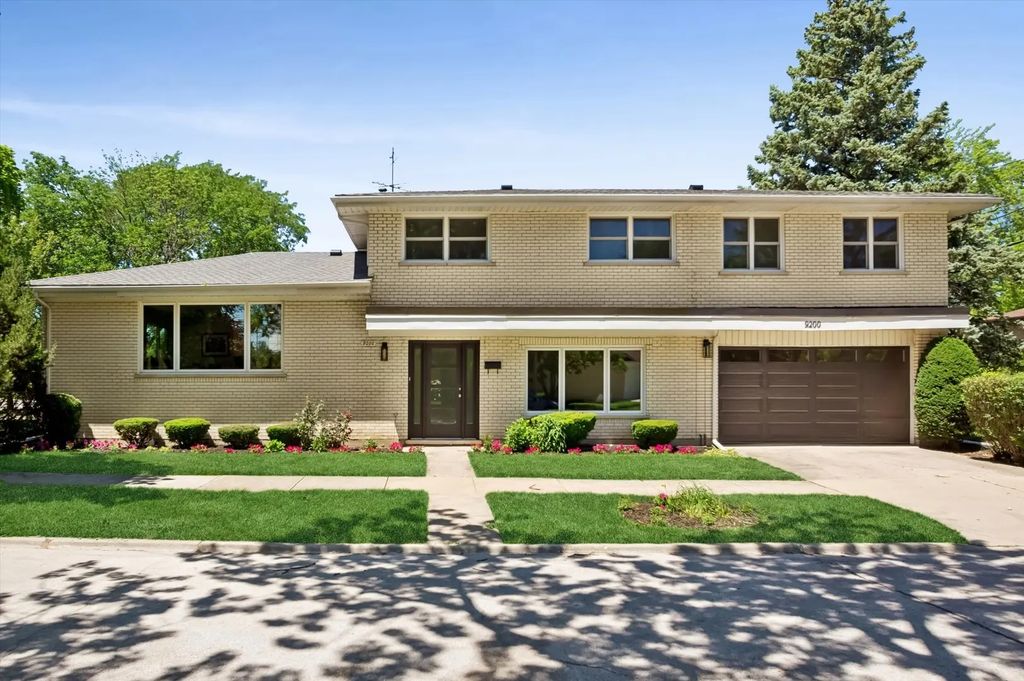 9200 Lowell Avenue, Skokie