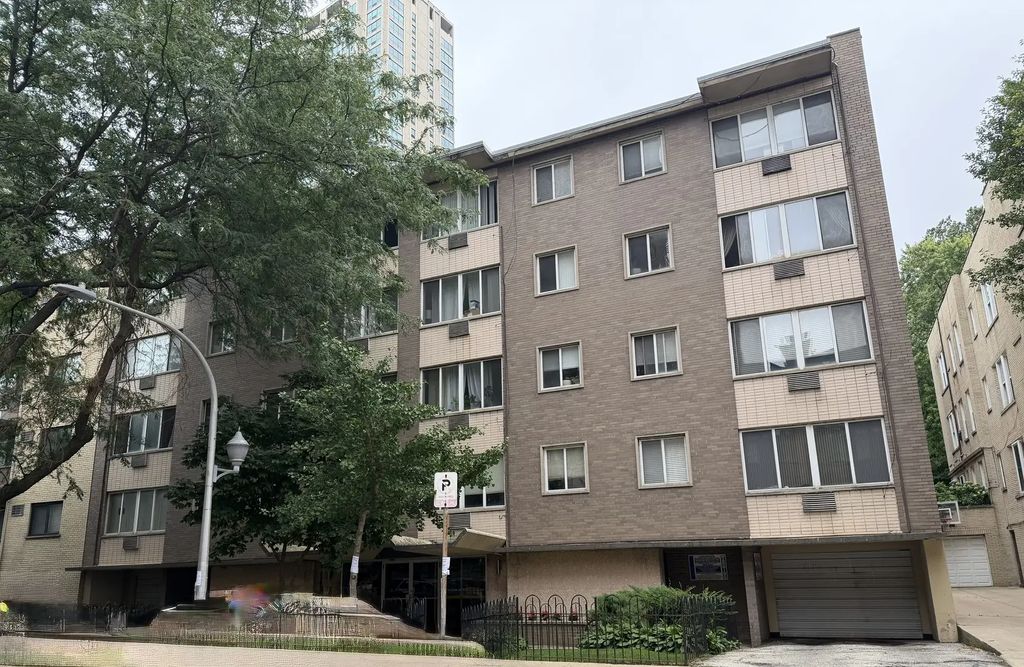 539 W Stratford Place 506, Chicago, 60657