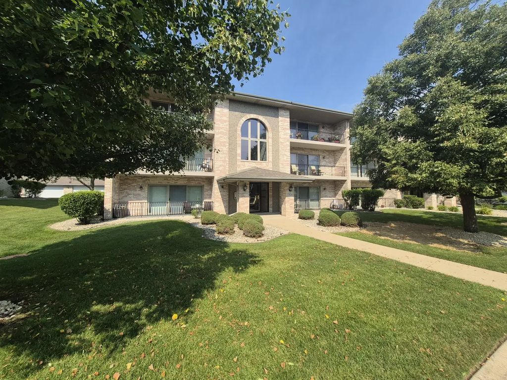 17806 Bernard Drive 2b, Orland Park
