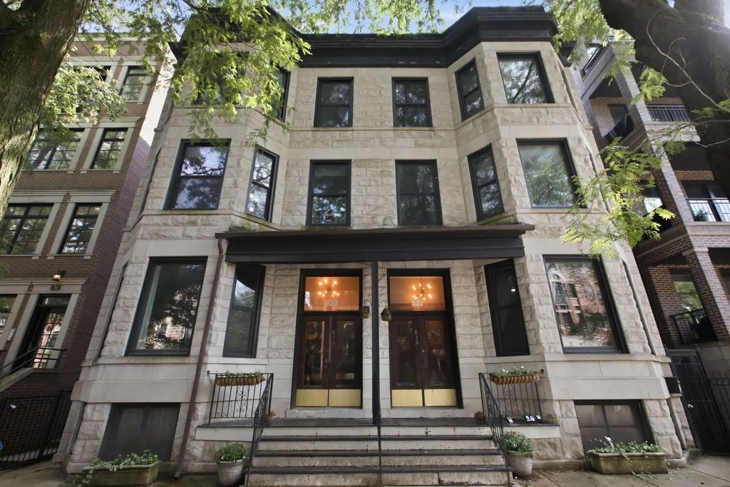 833 W Buckingham Place 3, Chicago, 60657