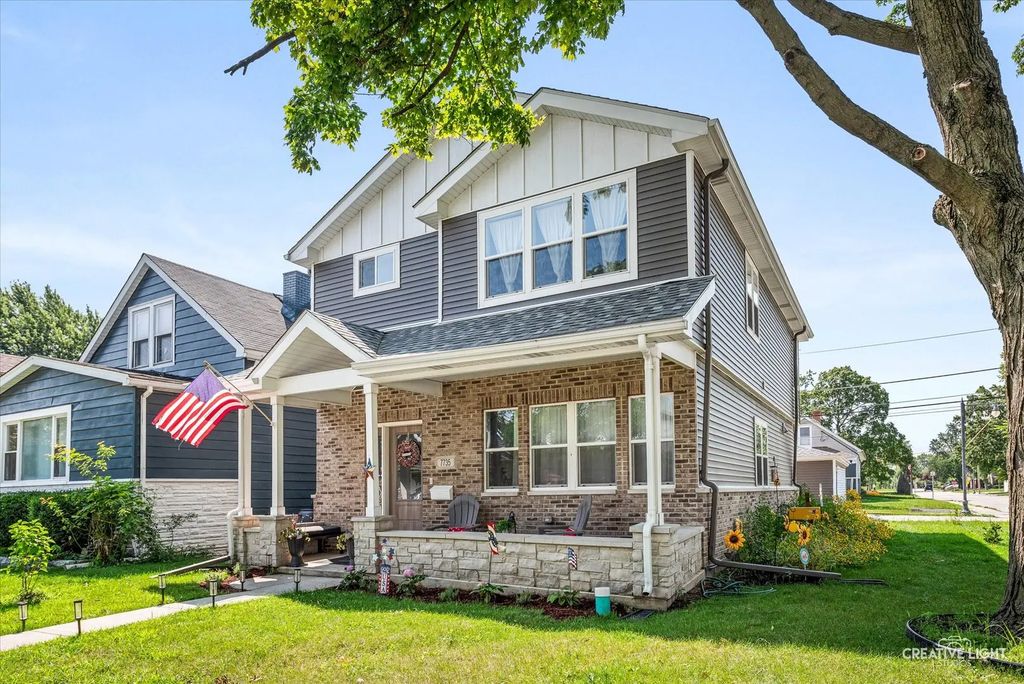 7735 W 65th Place, Bedford Park