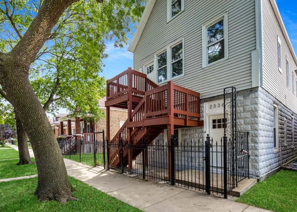 2336 N Mango Avenue 1, Chicago