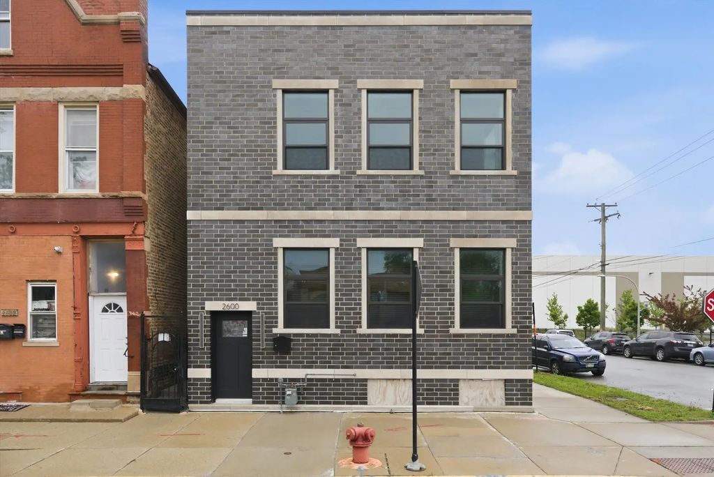 2600 W 25th Street, Chicago, 60608