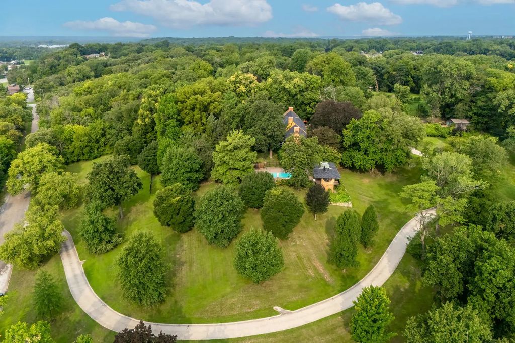 4141 45th Avenue, Rock Island