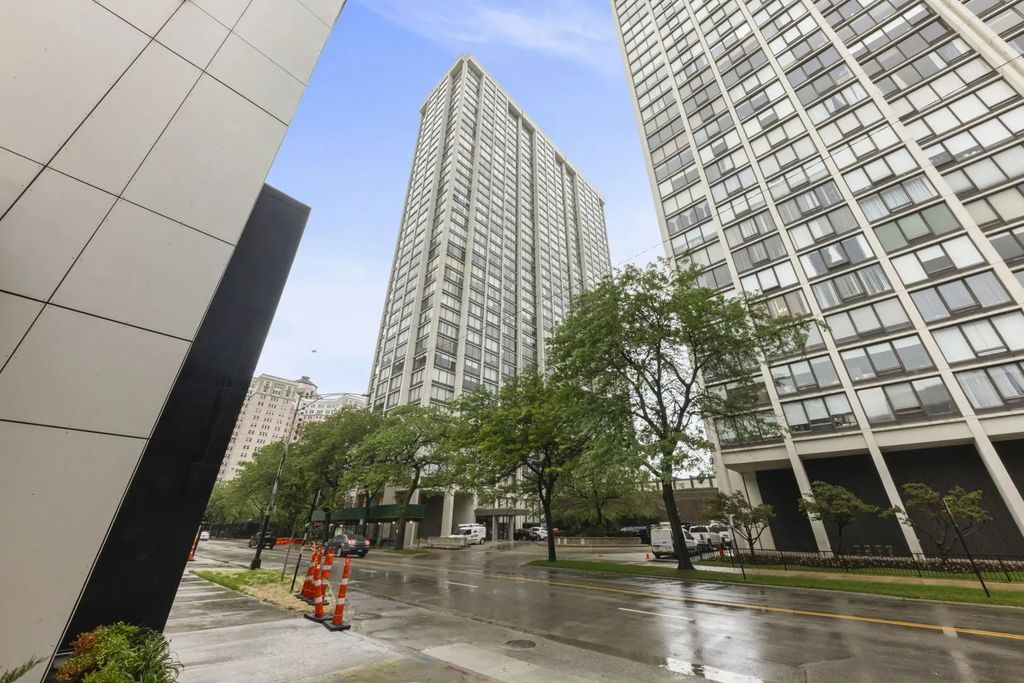 5455 N Sheridan Road 908, Chicago