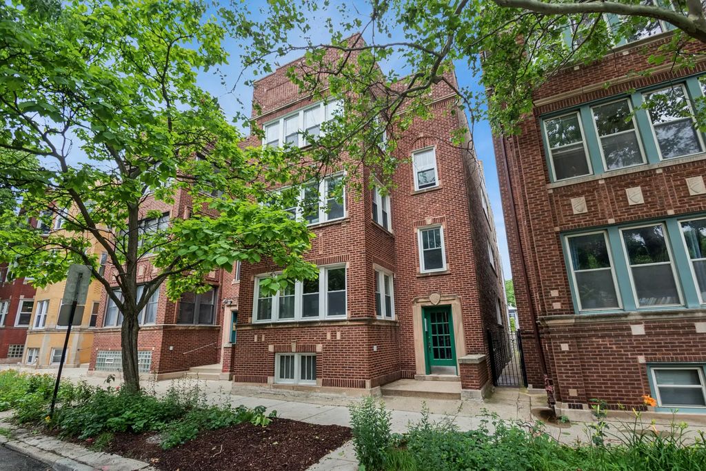 1530 W Elmdale Avenue 1, Chicago
