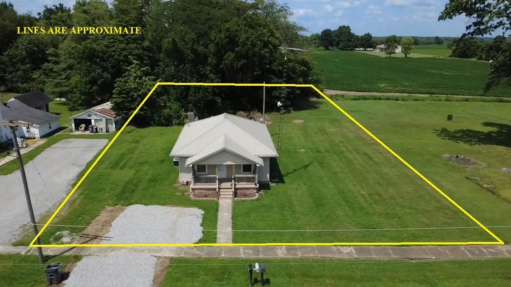 401 E Elm Street, Waltonville