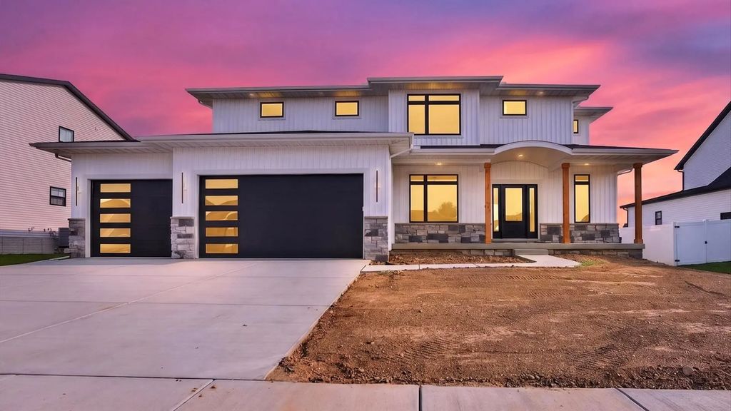 5308 Finlen Lane, Bloomington