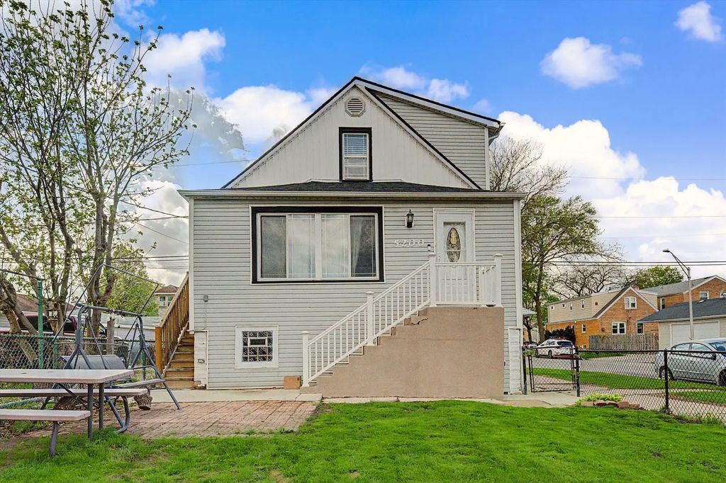 5200 S Lorel Avenue, Chicago, 60638