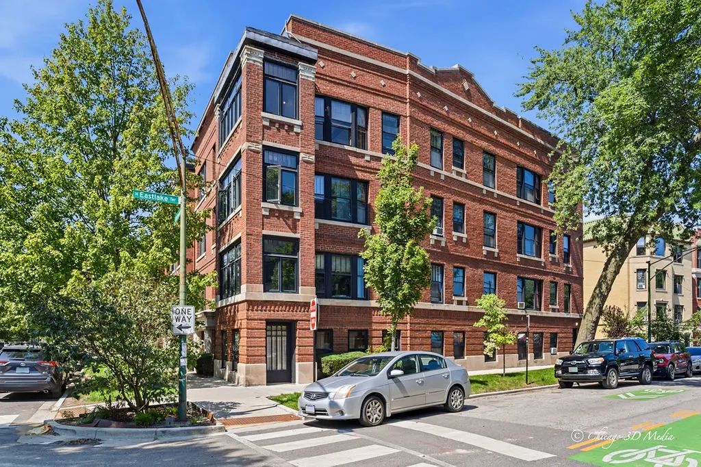 1334 W Birchwood Avenue 2, Chicago