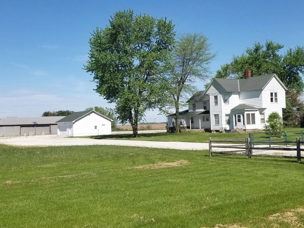25400 S Lagrange Road, Monee