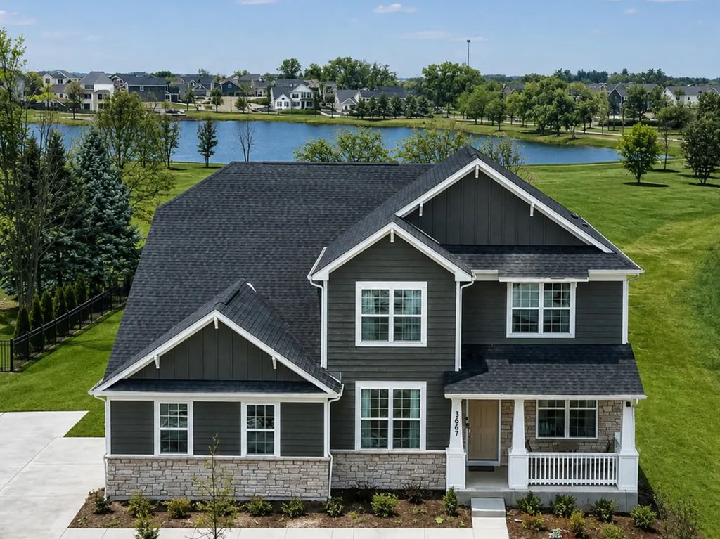 3667 Peregrine Way, Elgin