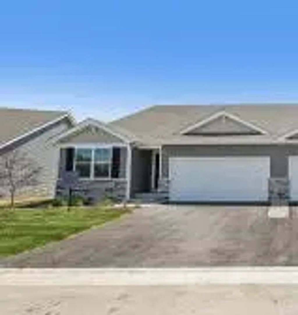 786 Concord Circle A, Burlington