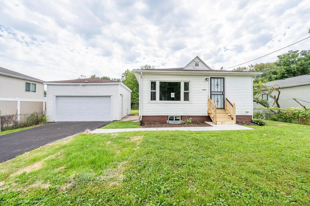 3027 W 141st Street, Blue Island