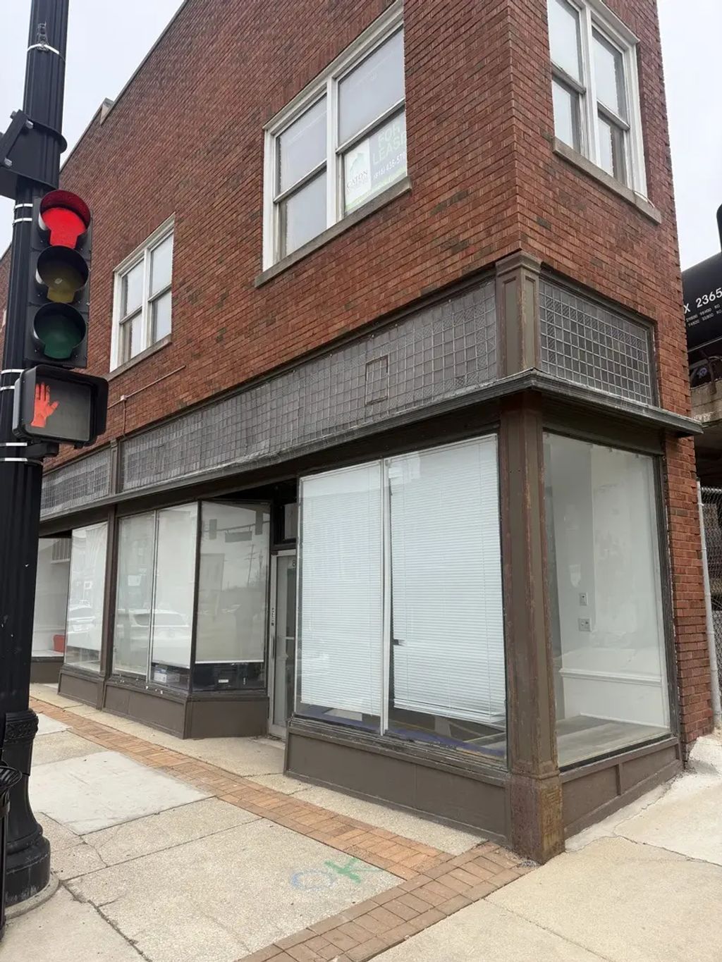82-84 S Broadway, Aurora