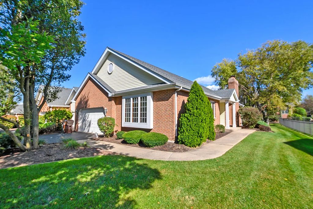 21163 Deerpath Road, Frankfort