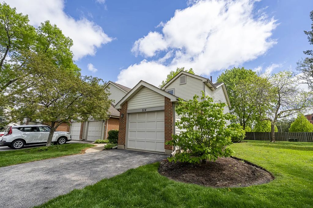 514 E Windgate Court D, Arlington Heights
