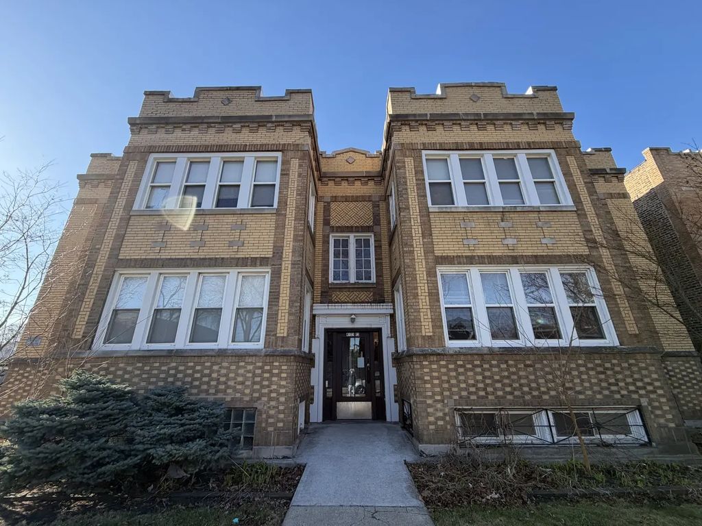 4101 W Nelson Street Gn, Chicago