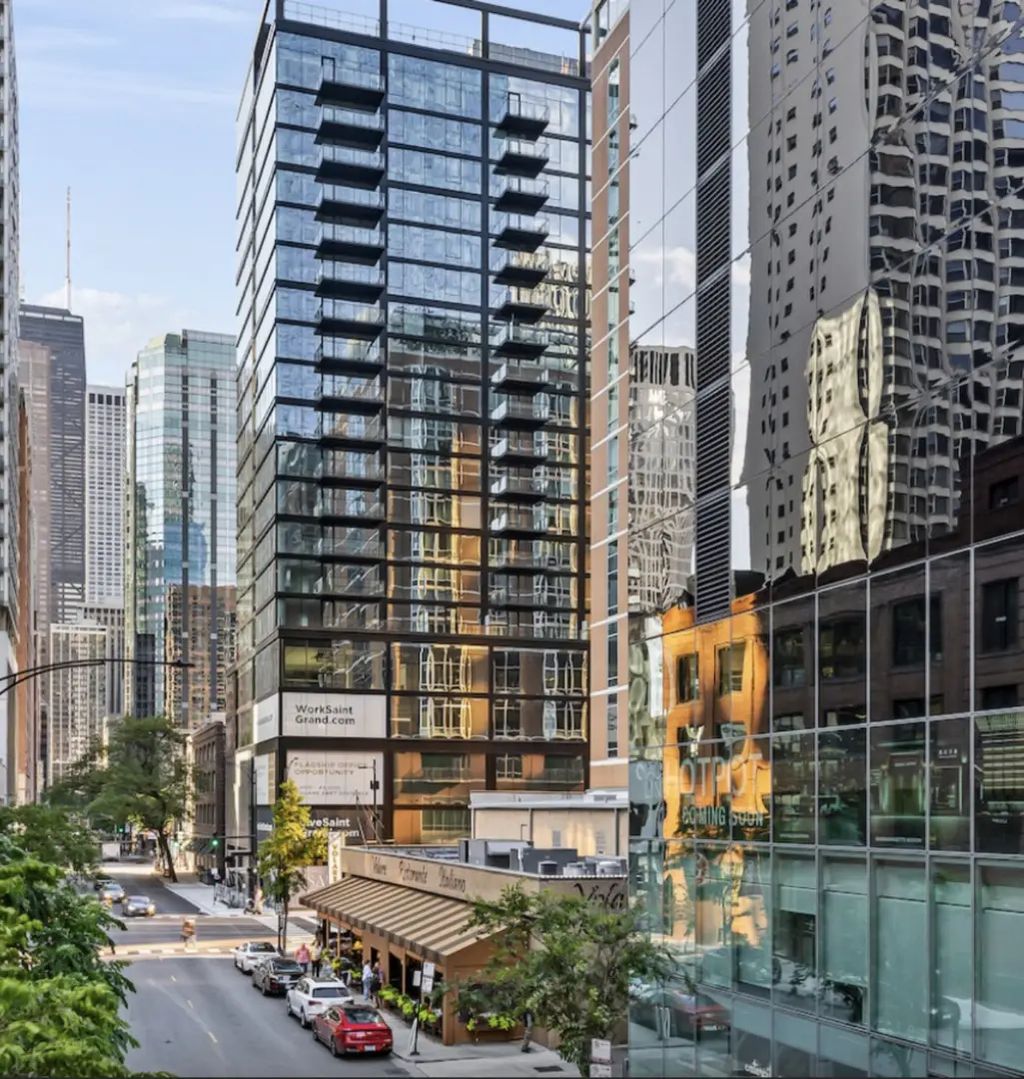 218 E Grand Avenue 801, Chicago, 60611