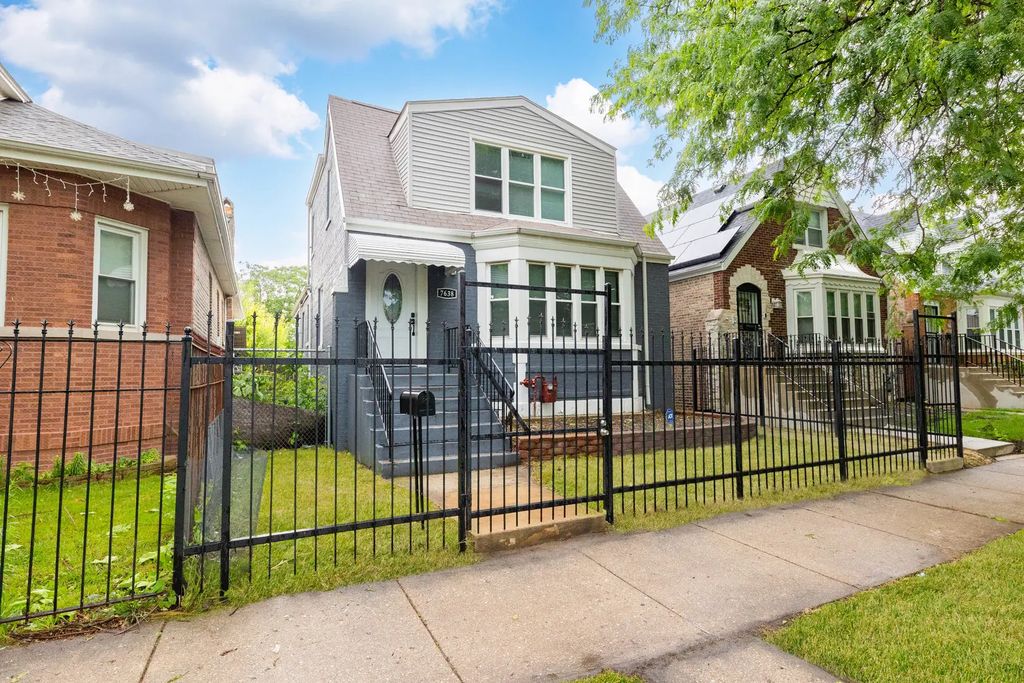 7638 S Laflin Street, Chicago