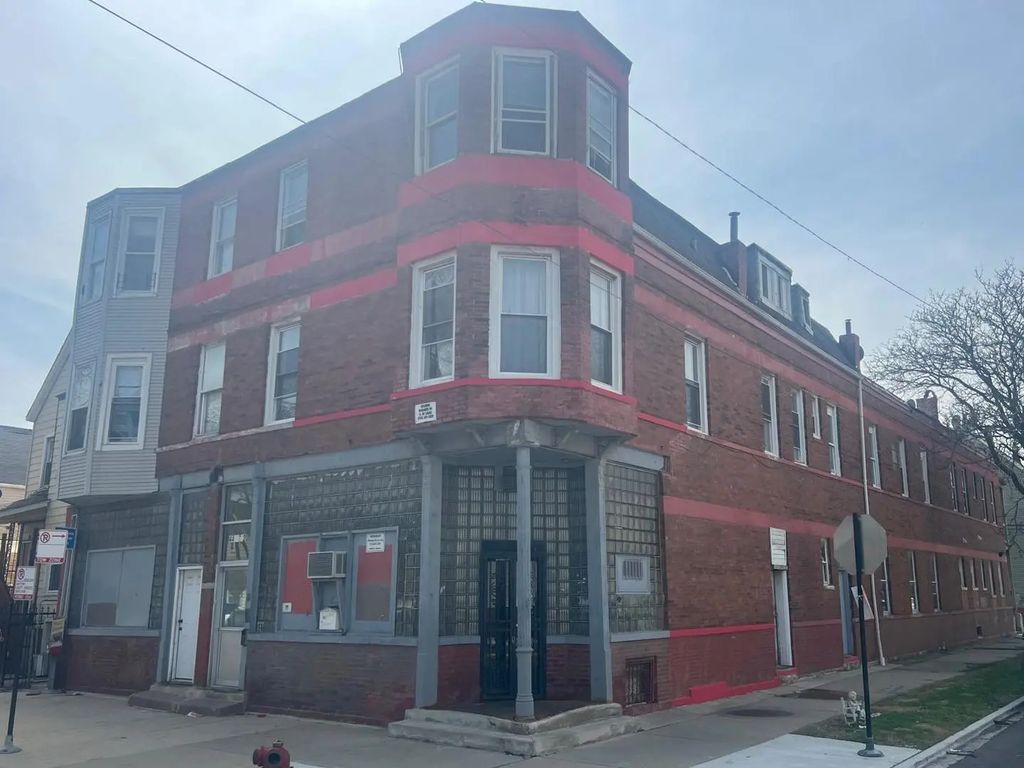 4400-4402 S Honore Crest, Chicago