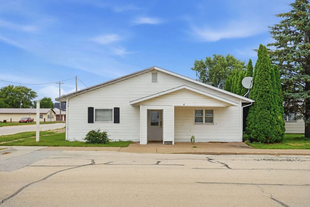 305 N 1st Street, Alpha