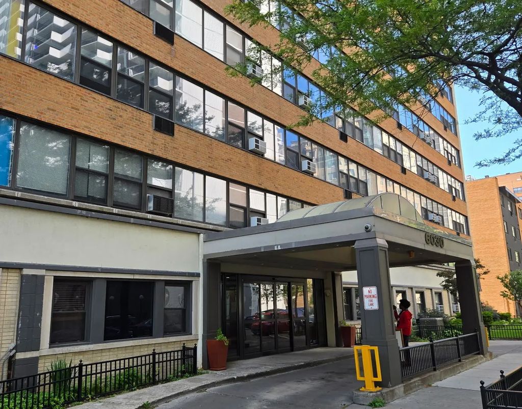 6030 N Sheridan Road 1104, Chicago, 60660