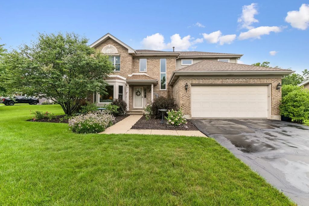 2860 Weld Road, Elgin
